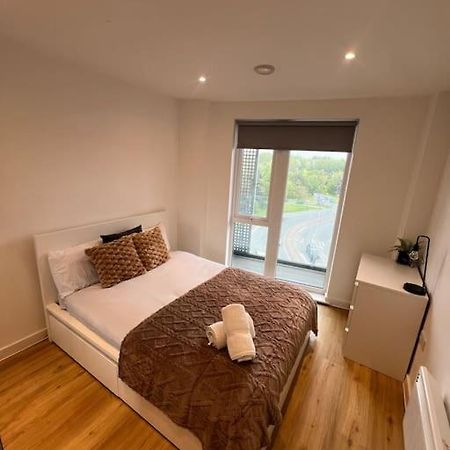 2 Bed Corner Apartment With Gym Manchester Eksteriør bilde