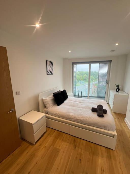 2 Bed Corner Apartment With Gym Manchester Eksteriør bilde